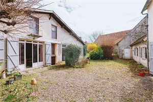 propriete à la vente -   03330  BELLENAVES, surface 218 m2 vente propriete - UBI464796608
